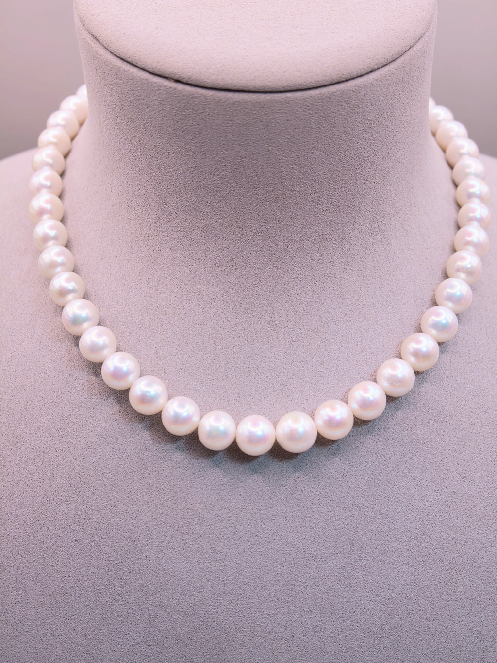 Pearl Necklace｜珍珠項鍊《月白・虹光》
