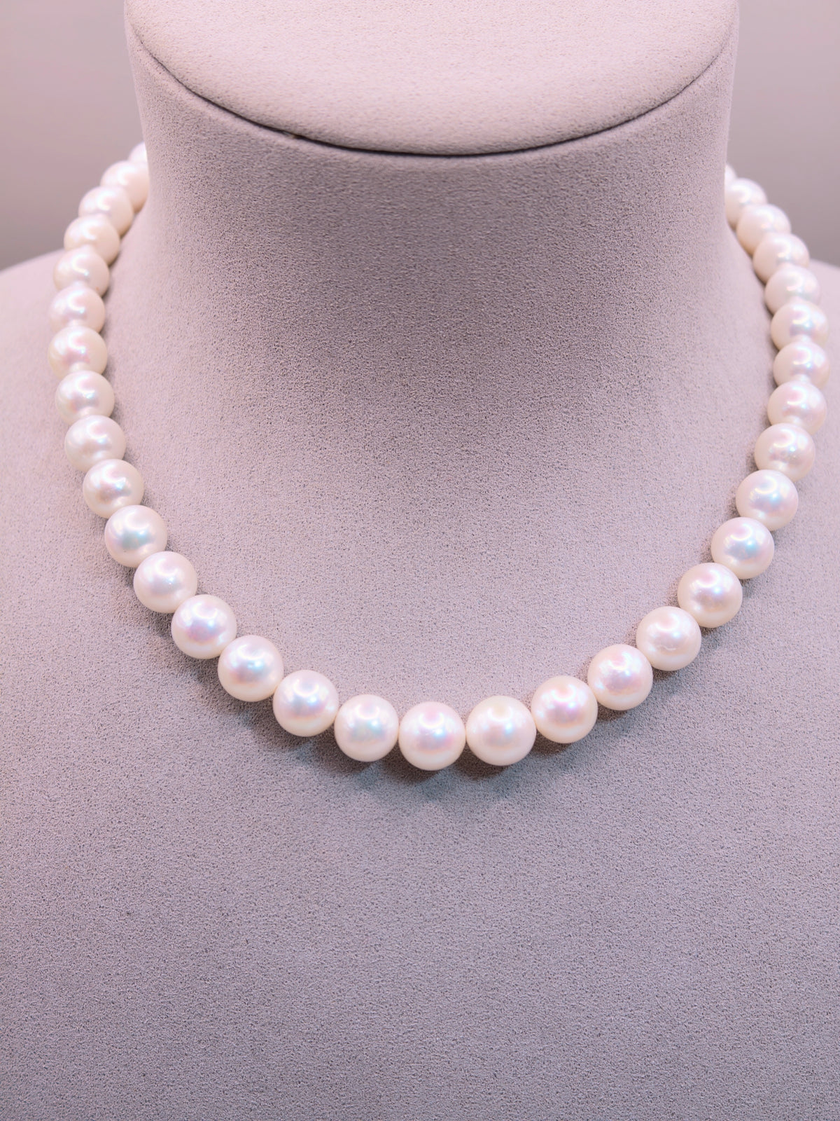 Pearl Necklace｜珍珠項鍊《月白・虹光》