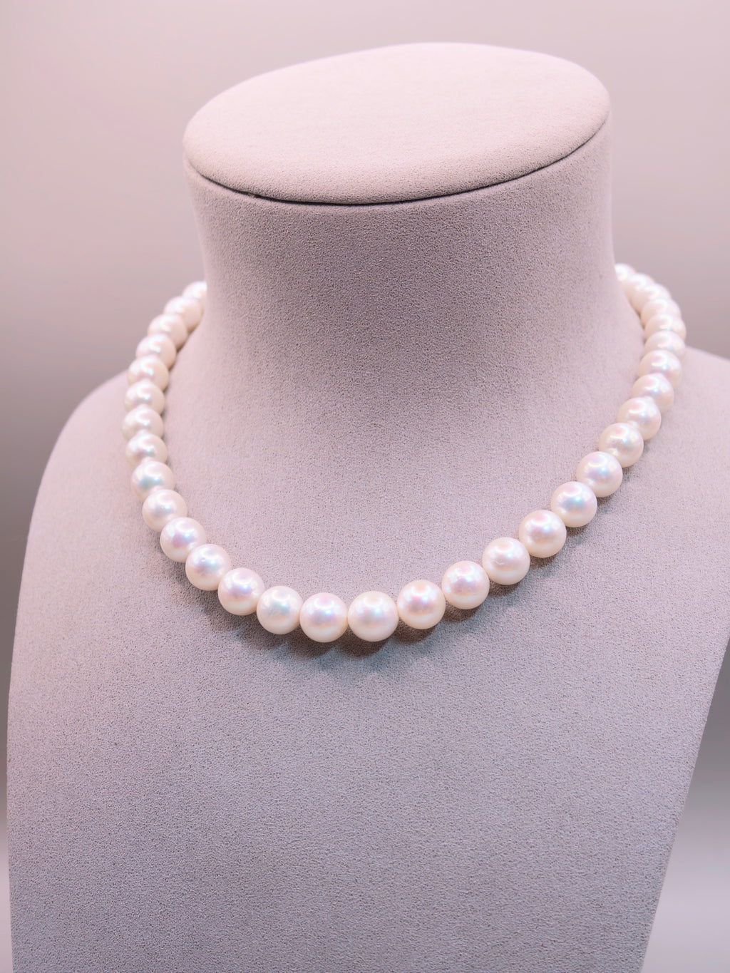 Pearl Necklace｜珍珠項鍊《月白・虹光》