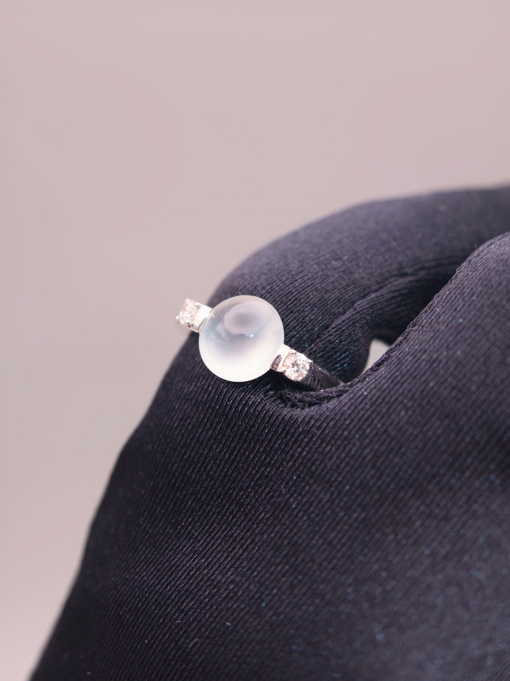 18K Icy Jadeite Ring｜18K冰玻翡翠戒指《玻光・粼粼》