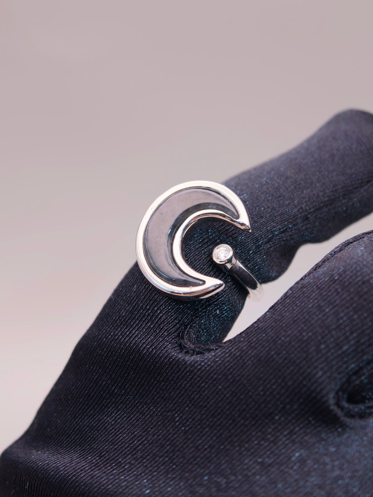 925 Silver Black Jadeite Ring｜925銀烏雞翡翠戒指《烏月・單軌》