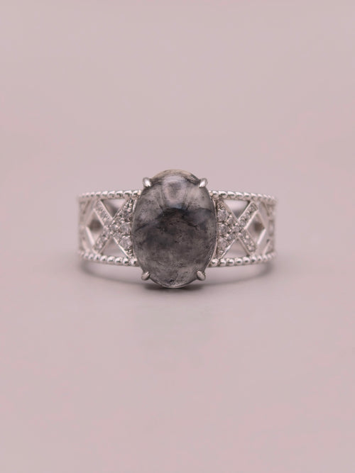 18K Black Jadeite Diamond Ring｜18K烏雞翡翠鑽石戒指《星辰・墨語》