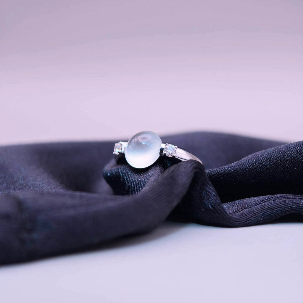 玻光·粼粼｜18K Icy Jadeite Ring